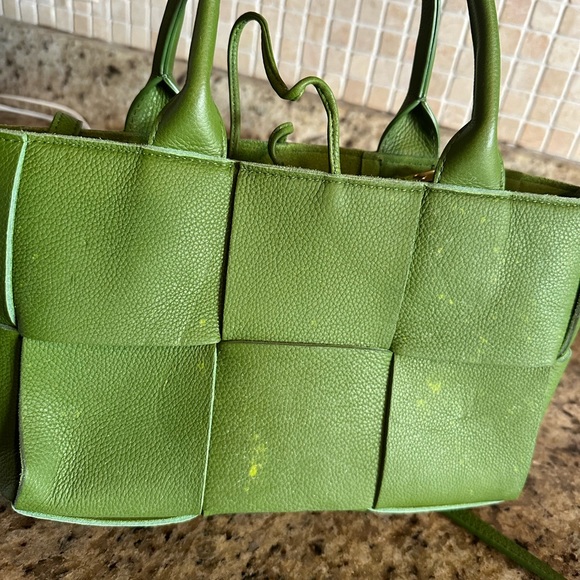 Bottega Veneta Arco Tote Bag small size Green “ Spots” - Picture 1 of 12